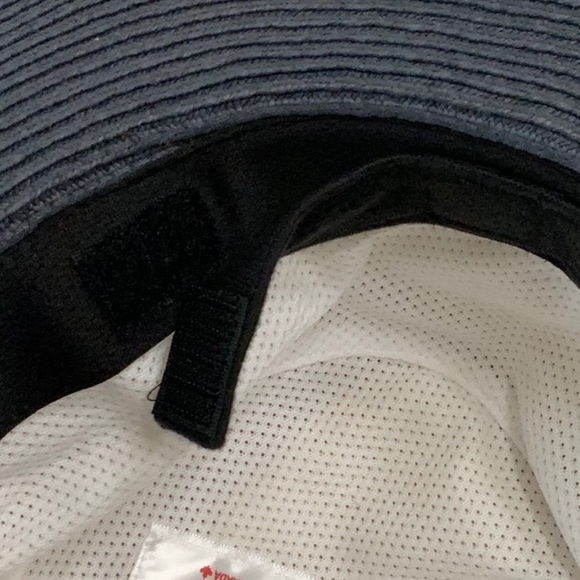 Tilley TOYO Fedora - Natural/Navy - Picture 12 of 14